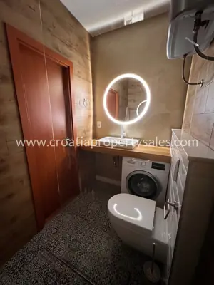 Kamena kuća u Šibeniku, stari grad, terasa s pogledom na more - 11
