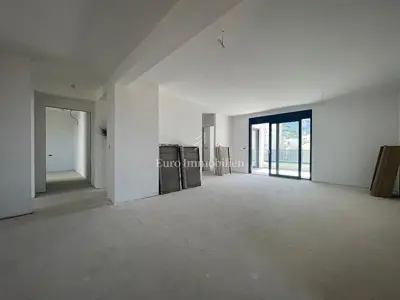Makarska - 3 room penthouse with sea view - 4