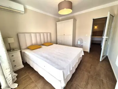 Malinska, quality furnished apartment with 2 rooms - 11