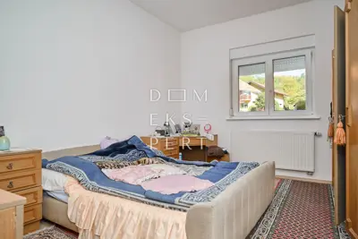 Vugrovec Gornji, Sesvete, Vugrovec Gornji, Familienhaus + Nebengebäude - 7