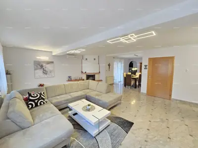 Kuća 300 m², Medulin - blizu mora i plaže - 7