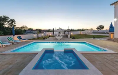House 200 m², Žminj - pool and additional building land - 12