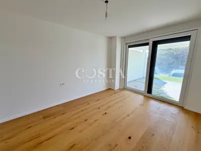 Stan 64,65 m², Povljana - vrt i terasa 22,62 m² - 9