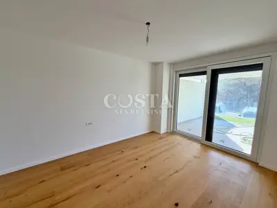Stan 64,65 m², Povljana - vrt i terasa 22,62 m² - 7