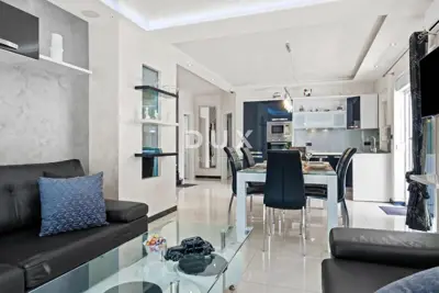 Haus 160 m², Štinjan - Pool und gepflegter Garten - 11