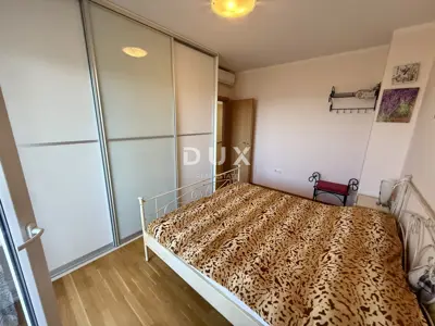 Apartment 111 m², Kostrena - garden and sea view - 10