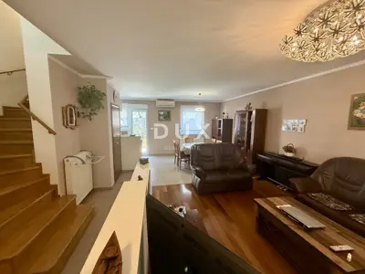 Apartment 111 m², Kostrena - garden and sea view - 2