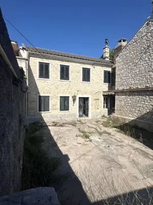 Stone house in Kostelj, quiet location near Crikvenica