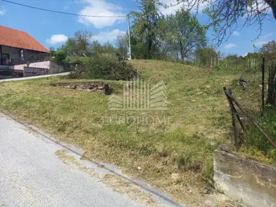 Building plot, 661 m², Kašina