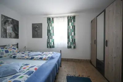 Istra, Novigrad - kuća s 2 stana i garažom - 22