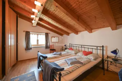 Istra, Novigrad - kuća s 2 stana i garažom - 8