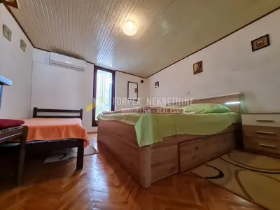 Haus 45 m², Novi Vinodolski - Altstadt, Balkon - 4