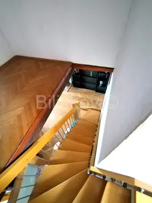 Wohnung 145 m², Donji grad, Palmotićeva ulica, geräumig und hell - 9