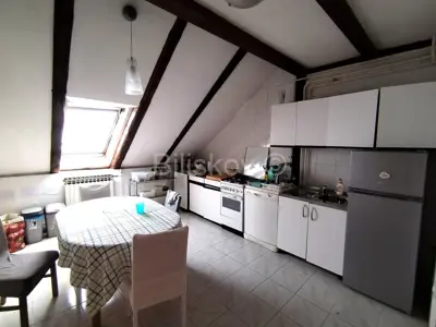 Wohnung 145 m², Donji grad, Palmotićeva ulica, geräumig und hell - 3
