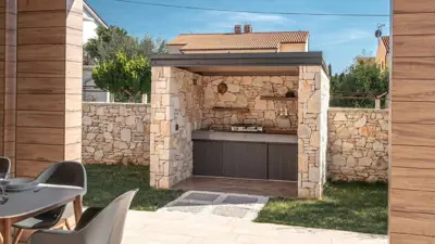 Kuća 654 m², Marčana - grijani bazen i privatnost - 6