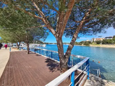 Haus, Pješčana Uvala, erste Reihe zum Meer und zum Strand - 2