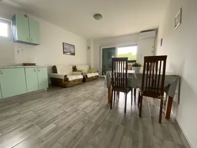 Etaža kuće 101 m², Povile - 2 stana i pogled na more - 13