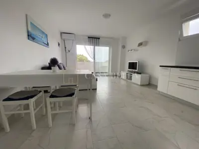 Etaža kuće 101 m², Povile - 2 stana i pogled na more - 2
