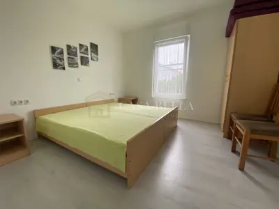 Etaža kuće 101 m², Povile - 2 stana i pogled na more - 10