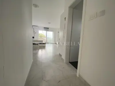 Etaža kuće 101 m², Povile - 2 stana i pogled na more - 3