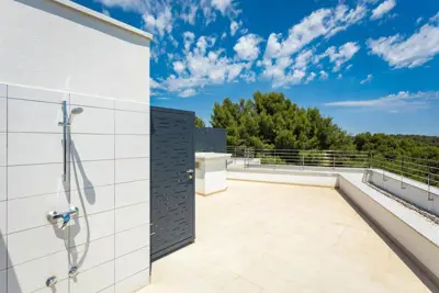 Penthouse 61 m², Premantura, pogled na more i krovna terasa - 9