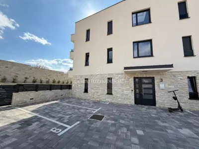 Novalja, Apartman na prvom katu novogradnje
