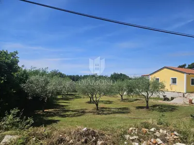 Bauland 686 m², Divšići - ruhige Lage - 4