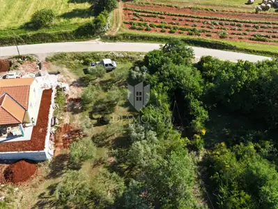 Bauland 686 m², Divšići - ruhige Lage - 7