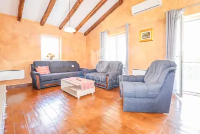 Haus zum Kauf in Poreč, 145 m² - 13
