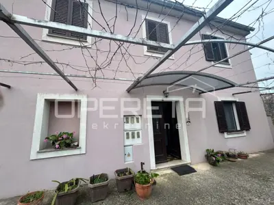 Pula, veli vrh - 2