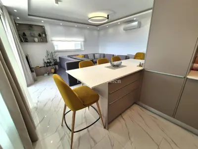 Apartman 80 m², Malinska - otvoren pogled na more - 7