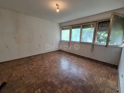 Wohnung 63 m², Folnegovićevo naselje, Nähe zur Schule und zur Straßenbahn