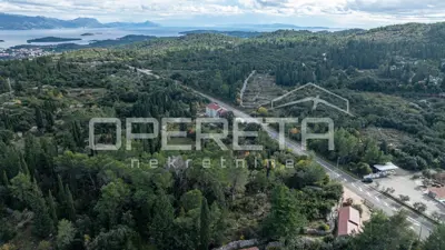 Building plot 3,150 m², Žrnovo, by the main road