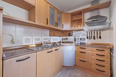 House, Kaštelir near Poreč, pool and sea view - 5