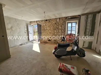 Kamena kuća 160 m², Vrisnik na Hvaru, mirno selo - 13