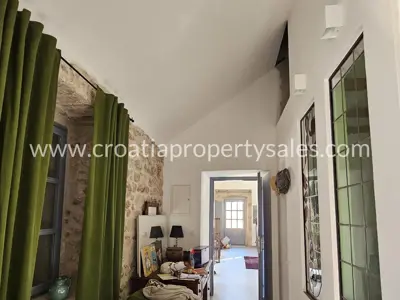 Kamena kuća 160 m², Vrisnik na Hvaru, mirno selo - 8