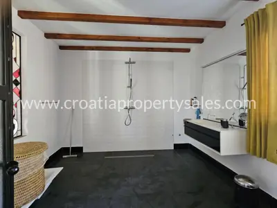 Kamena kuća 160 m², Vrisnik na Hvaru, mirno selo - 11