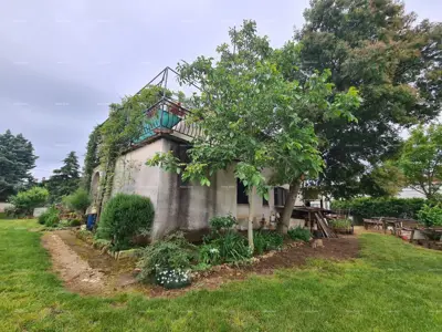 Kuća 300 m², Jadreški - veliko dvorište - 2