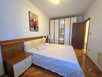 House 300 m², Rovinj - two residential units and yard - 20