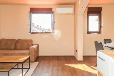 Apartment for sale in Rovinj, 77 m²