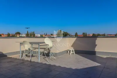 Wohnung zum Kauf in Rovinj, 77 m² - 2
