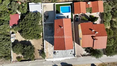 Penthouse s terasom i pogledom na more - novogradnja - 2