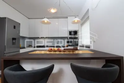 Penthouse 158 m², Retkovec - 2 terase i 2 parkirna mjesta - 4
