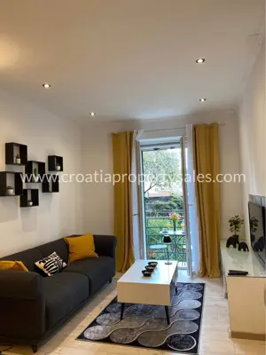 Stan 60 m², Split centar - miran kvart - 3