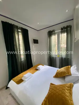 Stan 60 m², Split centar - miran kvart - 10
