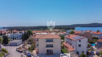 Medulin, dva stana 54 m², 200 m od mora - 10