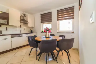 Medulin, dva stana 54 m², 200 m od mora - 2