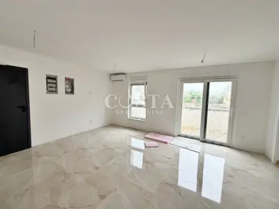 Stan 52 m², Bibinje - vrt i parkirno mjesto - 5