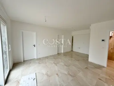 Stan 52 m², Bibinje - vrt i parkirno mjesto - 6