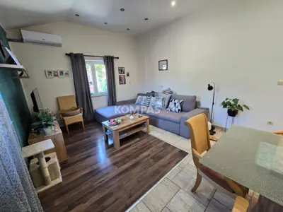 Wohnung 65 m², Kras - Garten 120 m² und Terrasse - 3